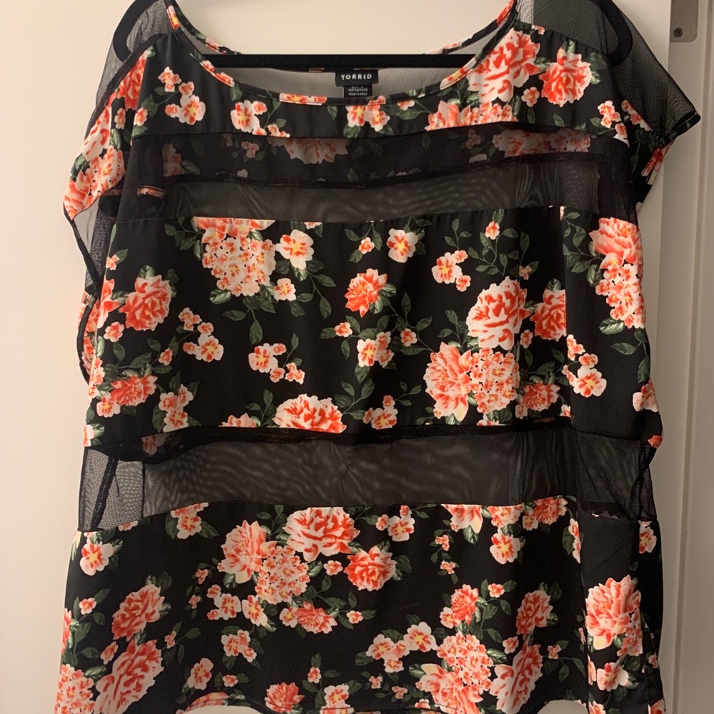 EUC Torrid Sheer Floral Top 1X